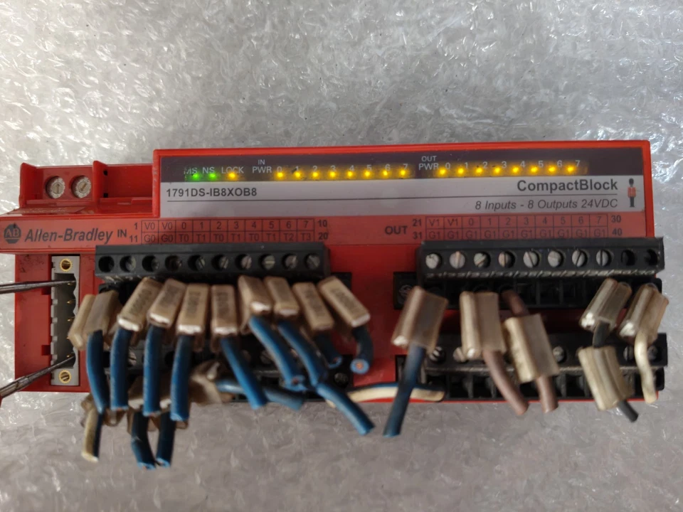 (LOT OF 5PCS) ALLEN BRADLEY 1791DS-IB8OB8 DEVICENET DIGITAL I/O MODULE TESTED OK